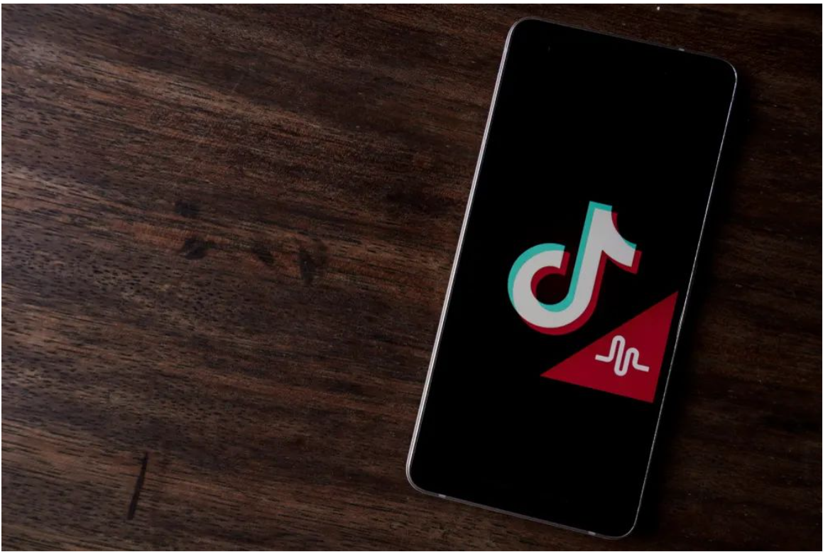 АҚШ конгрессмендері ByteDance-ті 165 күн ішінде TikTok-тан бас тартуды талап етуде Ағымдағы жылдың алғашқы алты аптасында Қытайдағы iPhone сатылымы бір жылмен салыстырғанда 24%-ға төмендеді.